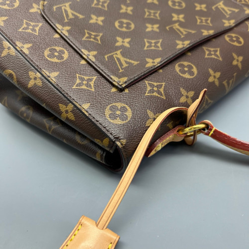 Louis Vuitton Cluny Mm Monogram Brown Louis Vuitton Cluny Mm Monogram Brown