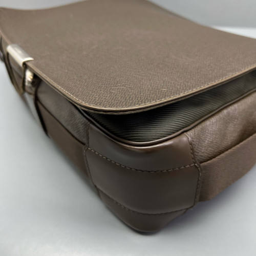 Louis Vuitton Bastille Messenger Calfskin Brown