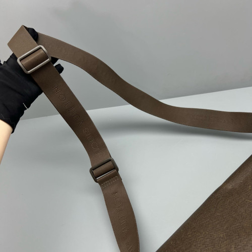 Louis Vuitton Bastille Messenger Calfskin Brown
