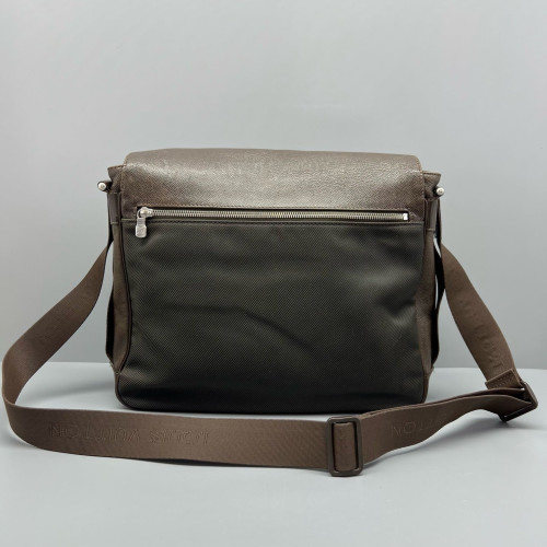 Louis Vuitton Bastille Messenger Calfskin Brown