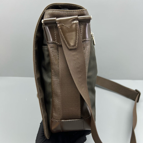 Louis Vuitton Bastille Messenger Calfskin Brown