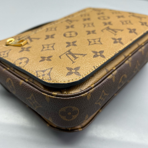 Louis Vuitton Pochette Metis Reverse Monogram Brown