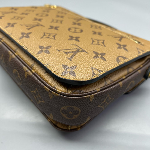 Louis Vuitton Pochette Metis Reverse Monogram Brown
