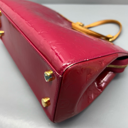 Louis Vuitton Brea MM Vernis Azalea