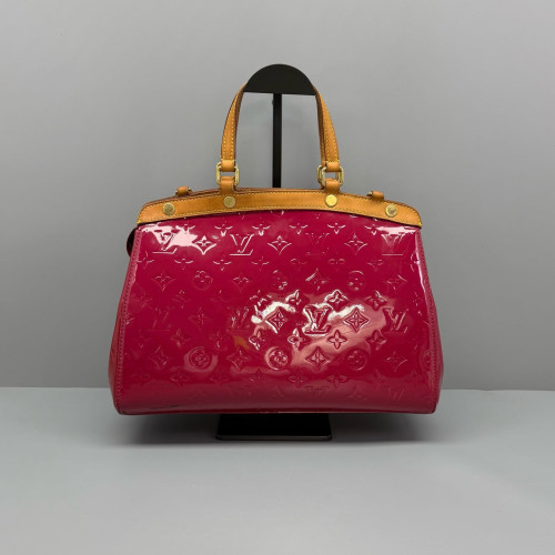 Louis Vuitton Brea MM Vernis Azalea