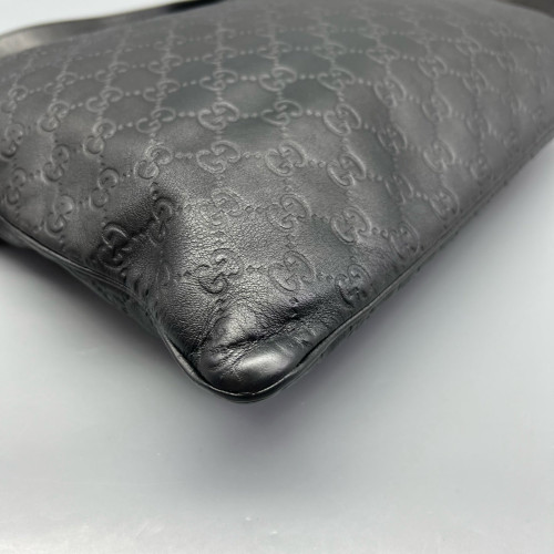 Gucci Messenger Guccissima Black