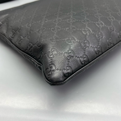 Gucci Messenger Guccissima Black