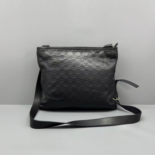 Gucci Messenger Guccissima Black