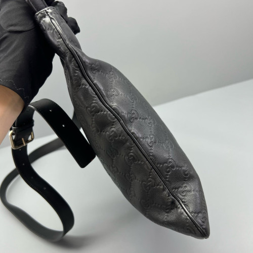 Gucci Messenger Guccissima Black