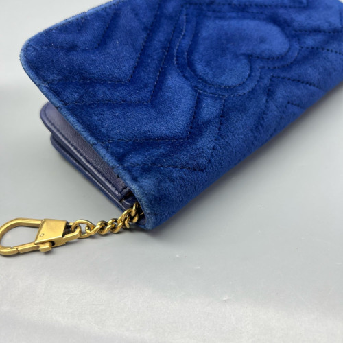 Gucci Chevron GG Marmont Chain Wallet Velvet Blue Gucci Chevron GG Marmont Chain Wallet Velvet Blue