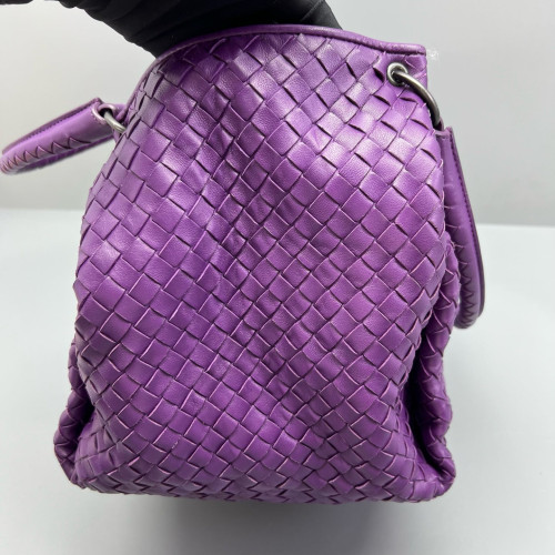 Bottega Veneta Medium Campana Hobo Calfskin Intrecciato Purple