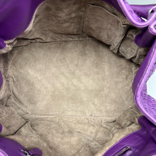 Bottega Veneta Medium Campana Hobo Calfskin Intrecciato Purple