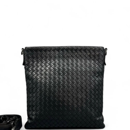 Bottega Veneta Shoulder Bag Calfskin Intrecciato Black