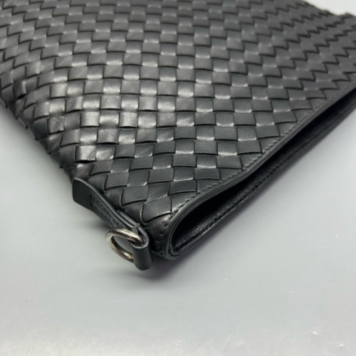 Bottega Veneta Shoulder Bag Calfskin Intrecciato Black