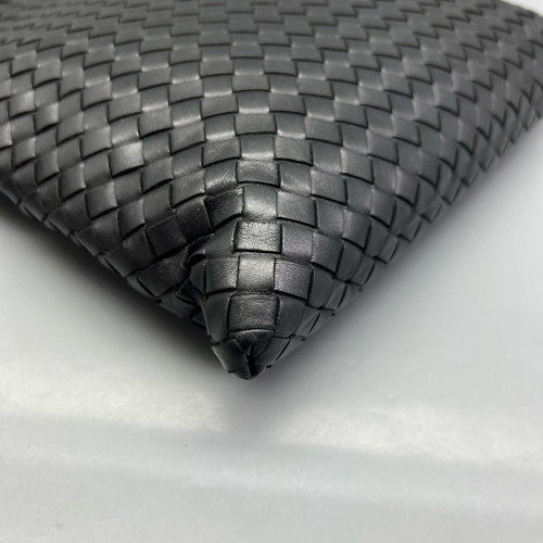 Bottega Veneta Shoulder Bag Calfskin Intrecciato Black