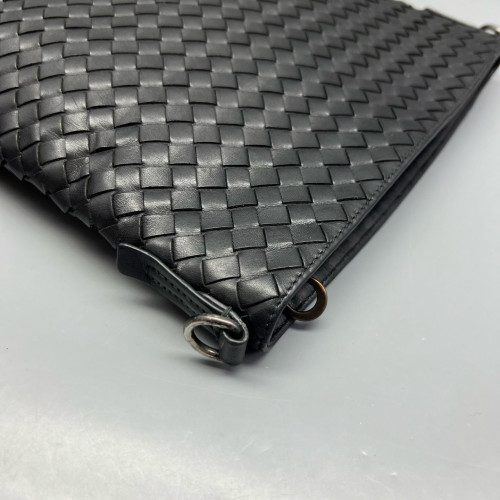 Bottega Veneta Shoulder Bag Calfskin Intrecciato Black