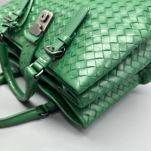 Bottega Veneta Small Roma Tote Bag Calfskin Intrecciato Green
