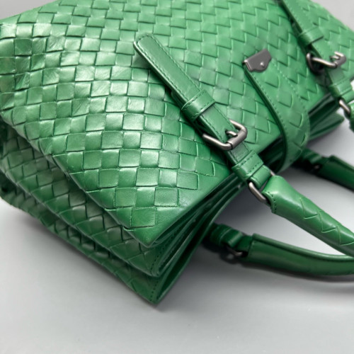 Bottega Veneta Small Roma Tote Bag Calfskin Intrecciato Green