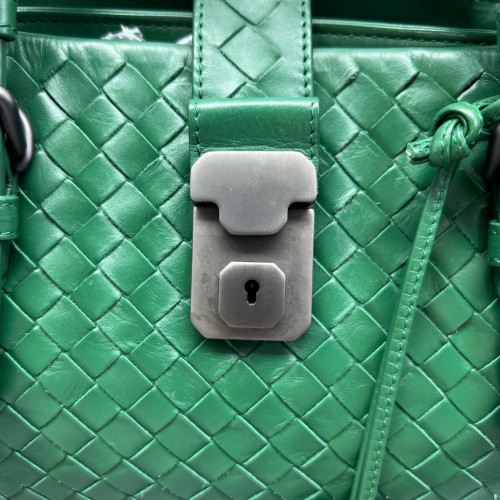Bottega Veneta Small Roma Tote Bag Calfskin Intrecciato Green