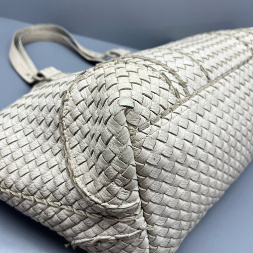 Bottega Veneta Tote Bag Calfskin Intrecciato Beige