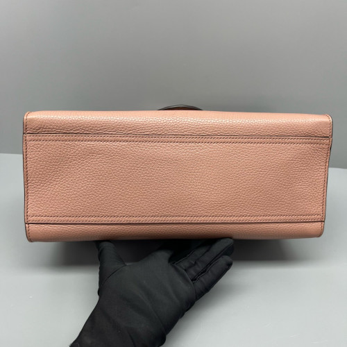 Gucci Marmont Two-Way Bag Grained Calfskin Pink