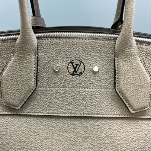 Louis Vuitton City Steamer MM Calfskin Grey Louis Vuitton City Steamer MM Calfskin Grey