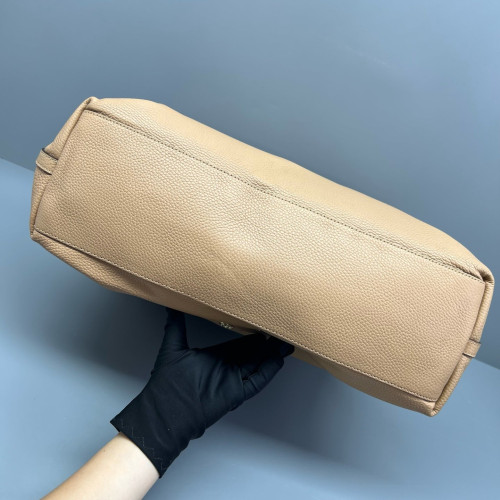 Gucci Tote Bag Grained Calfskin Natural Tan Gucci Tote Bag Grained Calfskin Natural Tan