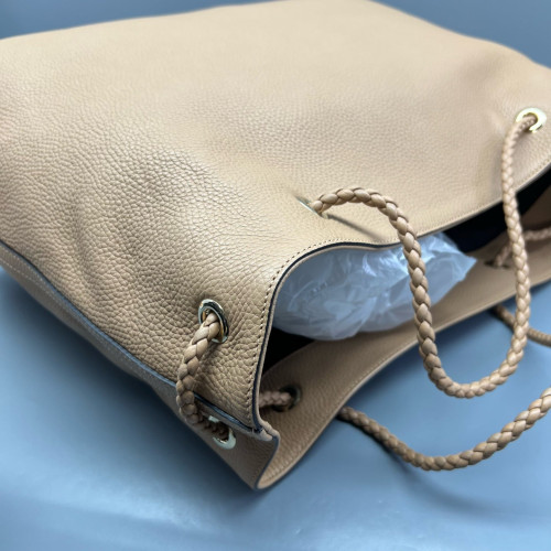 Gucci Tote Bag Grained Calfskin Natural Tan Gucci Tote Bag Grained Calfskin Natural Tan