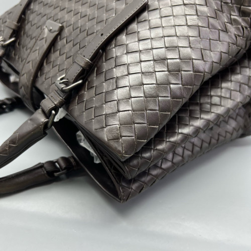 Bottega Veneta Large Roma Tote Bag Calfskin Intrecciato Dark Brown Bottega Veneta Large Roma Tote Bag Calfskin Intrecciato Dark Brown