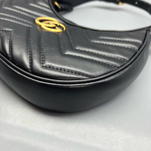 Gucci Diamante Small GG Marmont Half Moon Hobo Leather Black Gucci Diamante Small GG Marmont Half Moon Hobo Leather Black