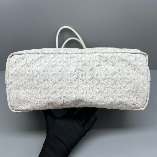 Goyard Anjou PM Goyardine White Goyard Anjou PM Goyardine White