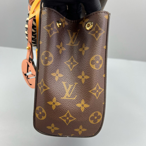 Louis Vuitton Cluny Bb Monogram Brown Louis Vuitton Cluny Bb Monogram Brown
