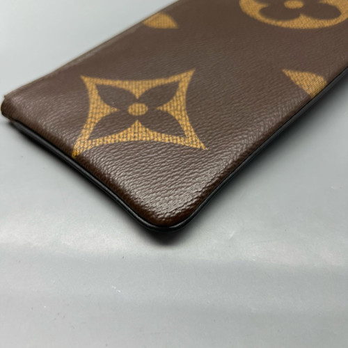 Louis Vuitton Trio Puch Reverse Monogram Brown
