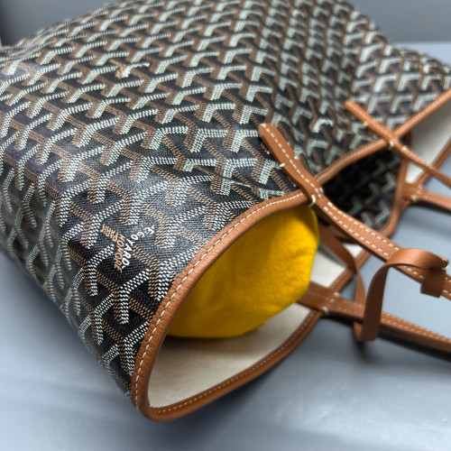 Goyard Anjou PM Goyardine Brown Black Goyard Anjou PM Goyardine Brown Black