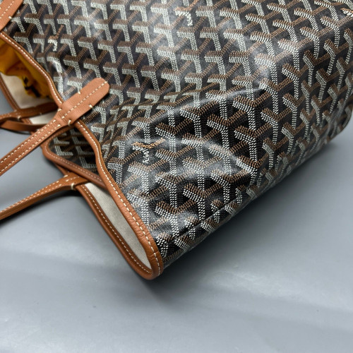 Goyard Anjou PM Goyardine Brown Black Goyard Anjou PM Goyardine Brown Black