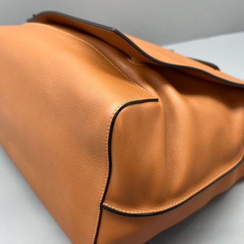Loewe Messenger Calfskin Tan