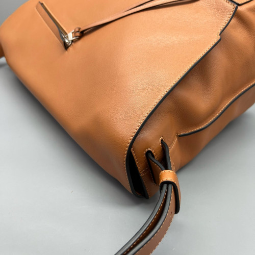 Loewe Messenger Calfskin Tan
