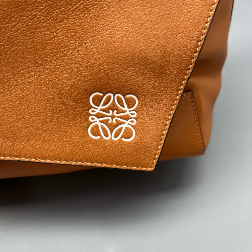 Loewe Messenger Calfskin Tan