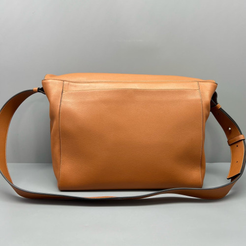 Loewe Messenger Calfskin Tan