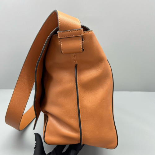 Loewe Messenger Calfskin Tan