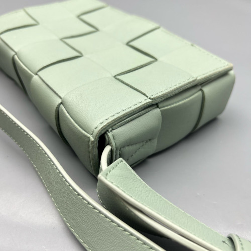 Bottega Veneta Small Cassette Crossbody Bag Calfskin Maxi Intrecciato Green