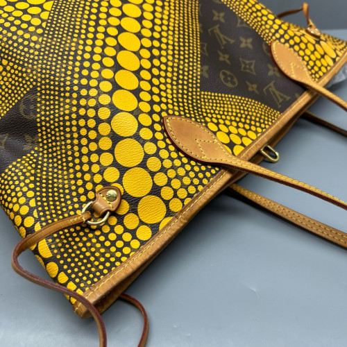 Louis Vuitton Neverfull MM Monogram Yellow Brown