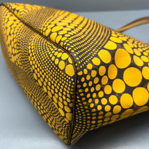Louis Vuitton Neverfull MM Monogram Yellow Brown