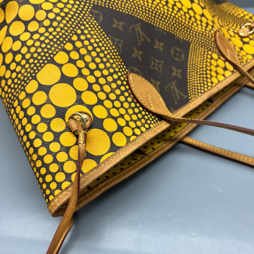 Louis Vuitton Neverfull MM Monogram Yellow Brown