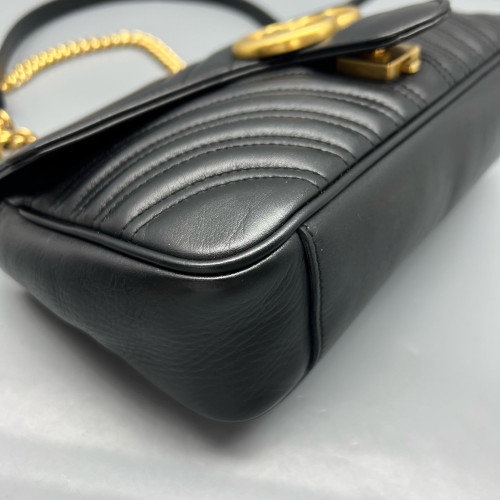 Gucci Chevron Small GG Marmont Calfskin Black