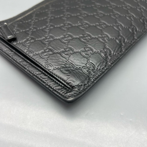 Gucci Clutch Guccissima Black