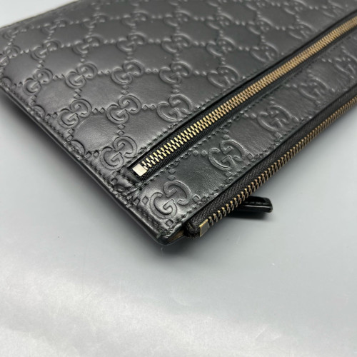 Gucci Clutch Guccissima Black
