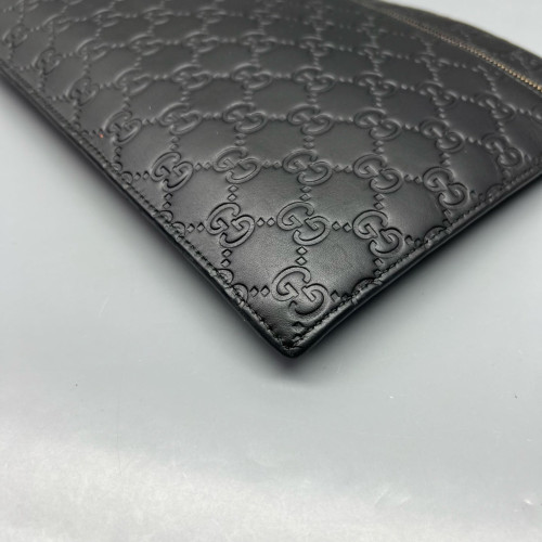 Gucci Clutch Guccissima Black