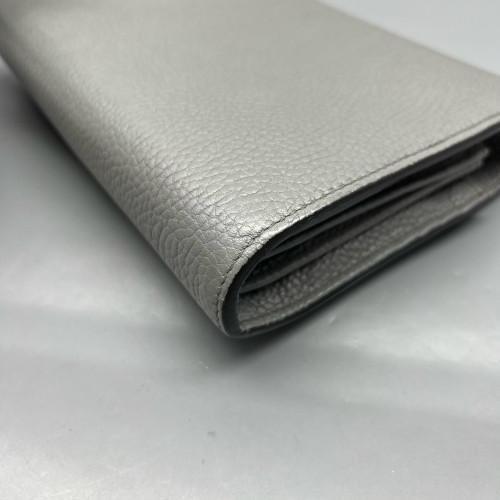 Gucci GG Marmont Chain Wallet Vitello Phenix Grey Gucci GG Marmont Chain Wallet Vitello Phenix Grey