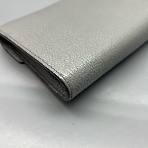 Gucci GG Marmont Chain Wallet Vitello Phenix Grey Gucci GG Marmont Chain Wallet Vitello Phenix Grey